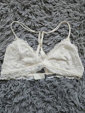Aries Lace Bralette - Cream